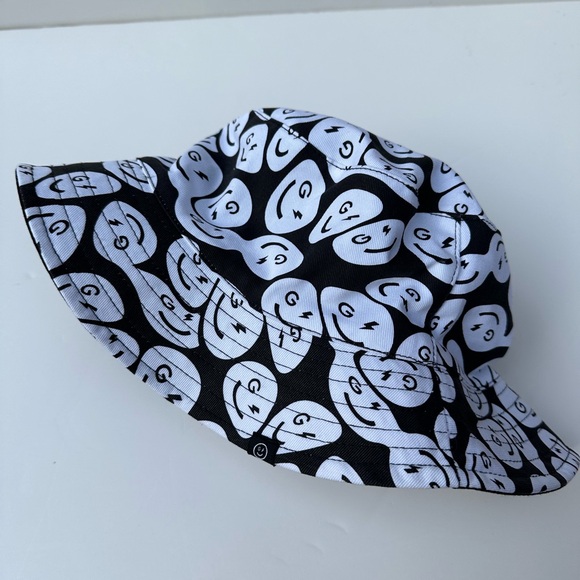 Gilly Hicks Bucket Hat Summer Smiley Face Logo Y2K Reversible OS Sun Hat - Picture 10 of 10